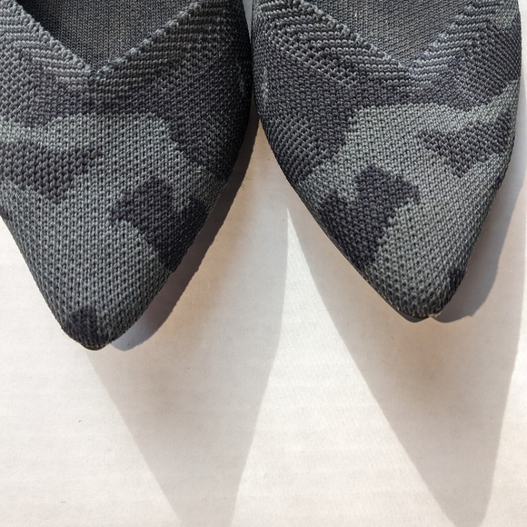 Rothy's "the point" flats camo slip on - Picture 2 of 6